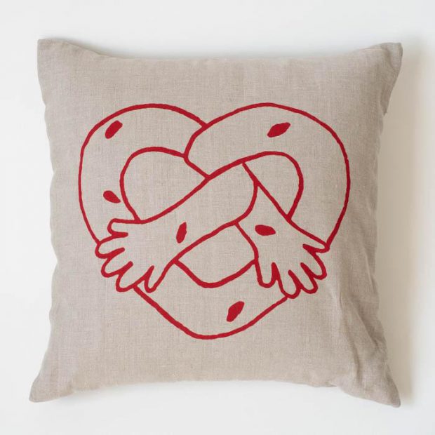 pittsburgh-gift-pretzel-hug-pillow